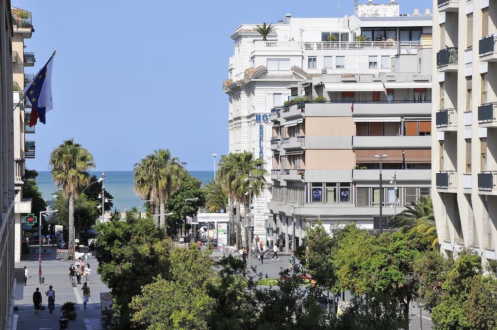Le Stanze Sul Corso Bed & Breakfast Pescara Luaran gambar